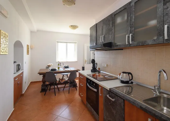 Marica & Comfortable 1 Bedroom & Old View דירה דוברובניק