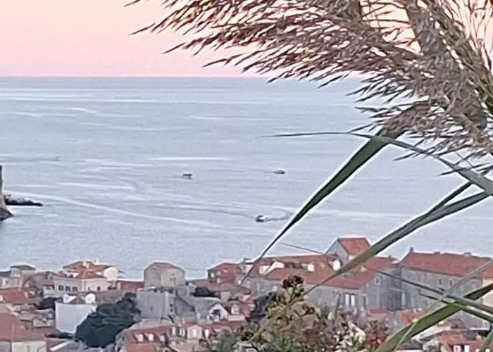 Marica & Comfortable 1 Bedroom & Old View Apartman *